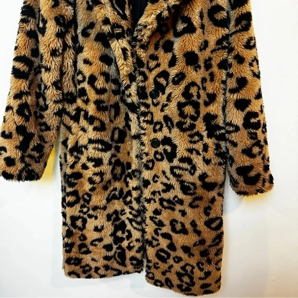 #63 URBAN OUTFITTERS animal print Faux Fur Coat |oversized SZ. Small | 22.5" PTP - Picture 3 of 7